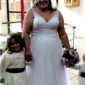 Plus size A-line white wedding dress